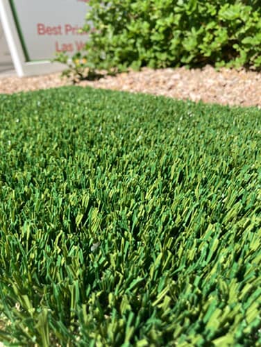 Spring Green Artificial Turf 70